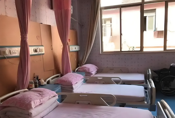 2025深圳留学生落户_朝雪录结局：智性恋上大分，“千燕莞语”不是说说而已 被砸塌方盗矿2位村民引发