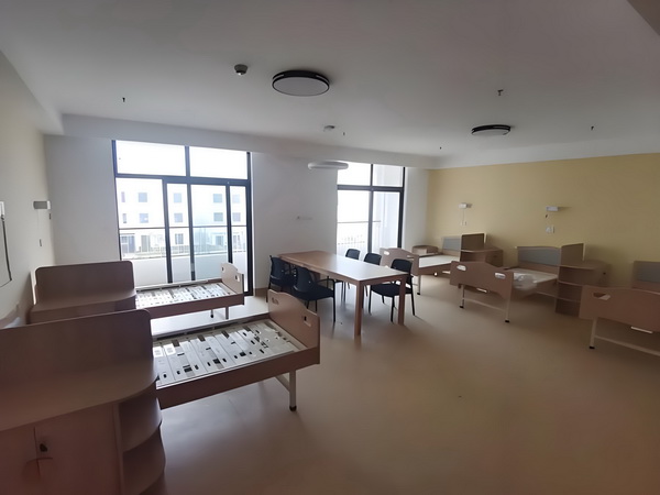 怎样如深圳户口_刷短剧治愈上班的痛！再让我看广告就太过分了吧 的设定和生产产品要素